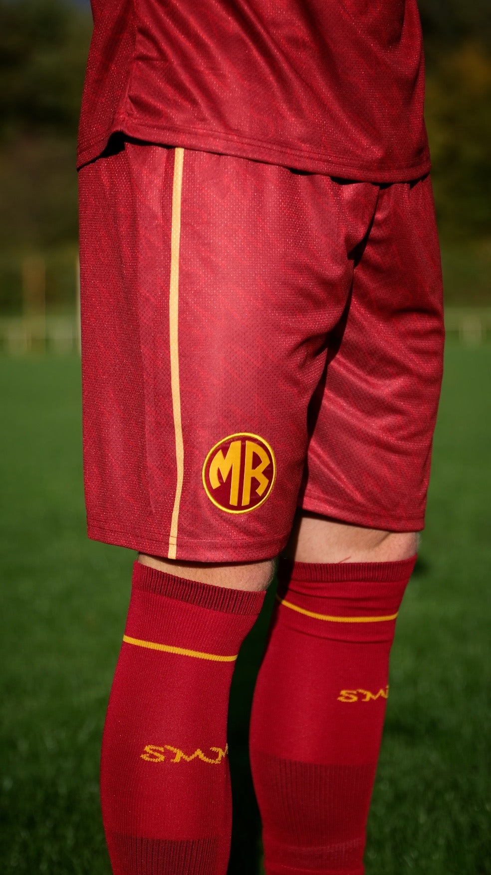 Hose MR Weinrot / Gold