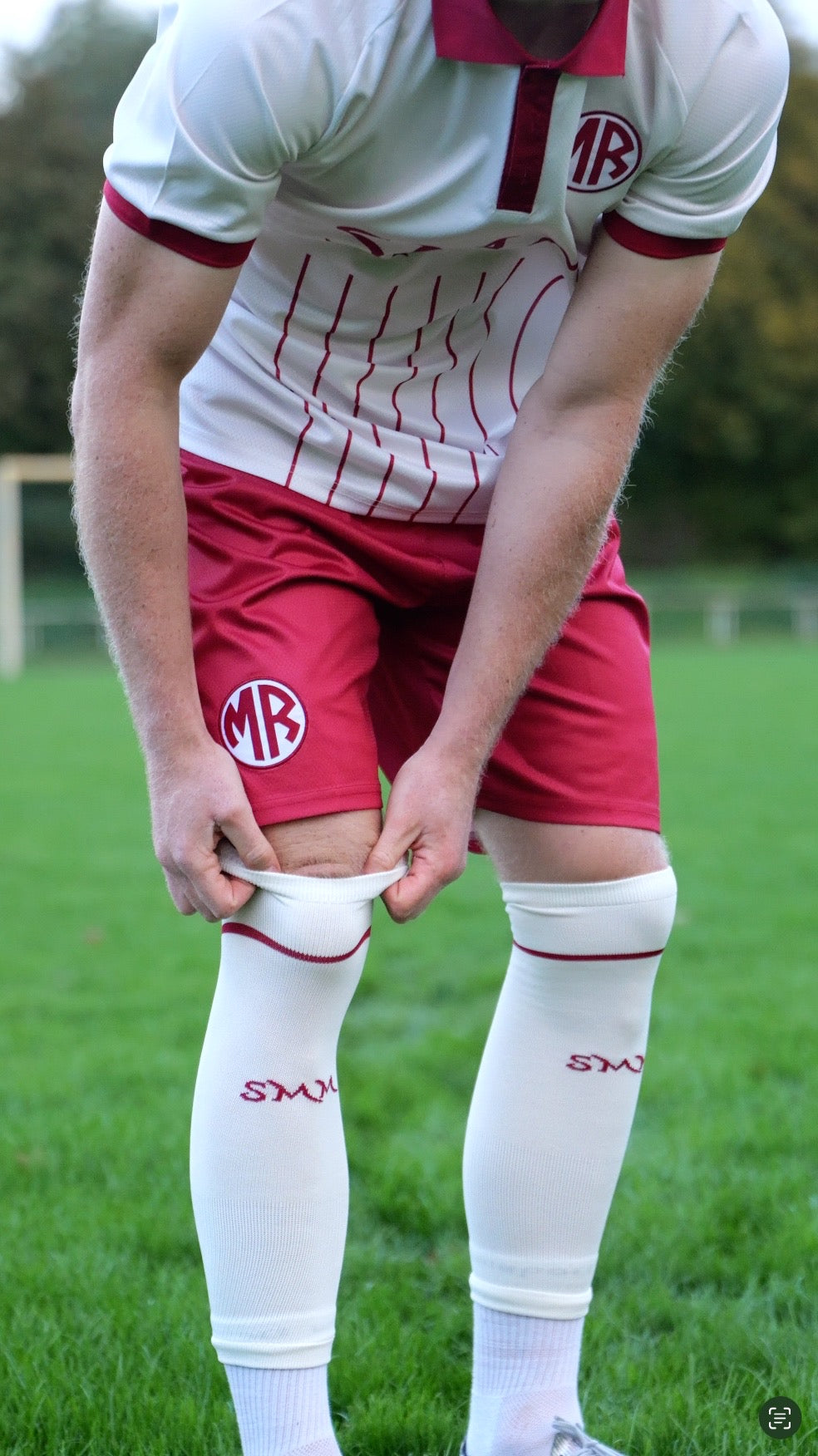 Trikotset Beige / Weinrot